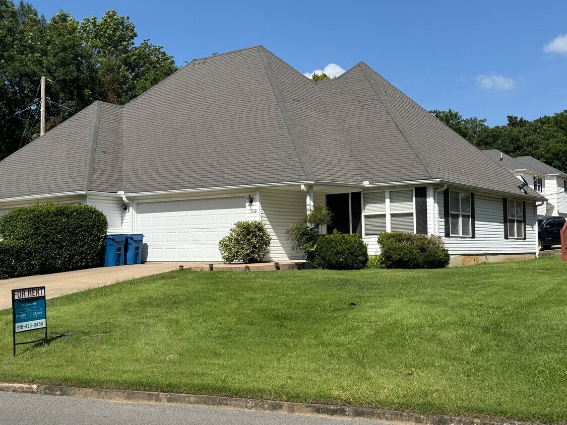 Foto principal - 1308 S 3rd St