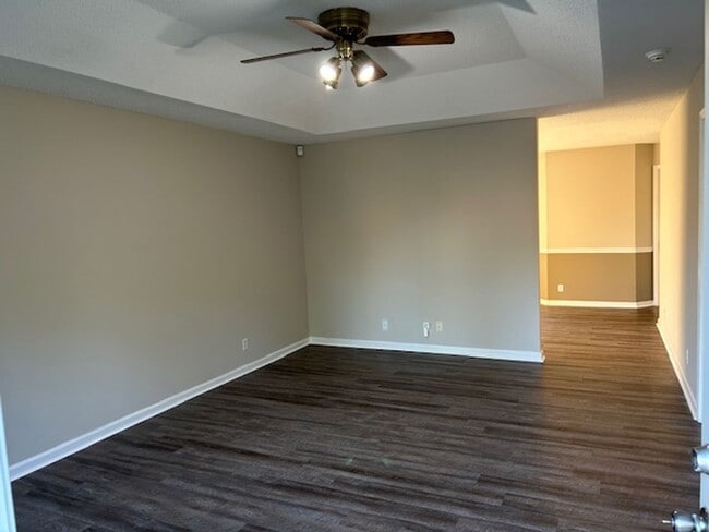 Building Photo - 3 Bedroom Home For Rent In Sango Area!