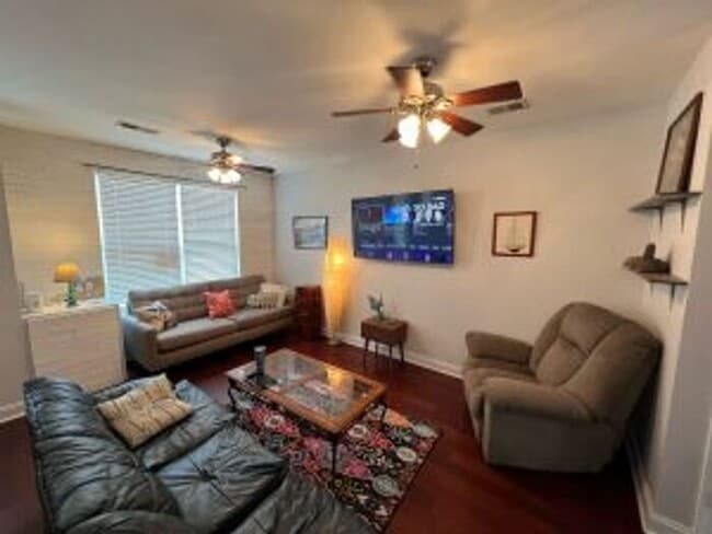 Photo - Oak Terrace Preserve House