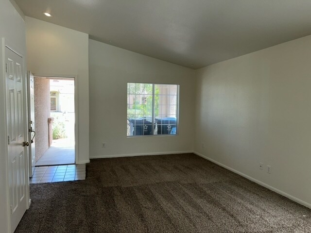 Foto del edificio - 1501 Waterton Dr