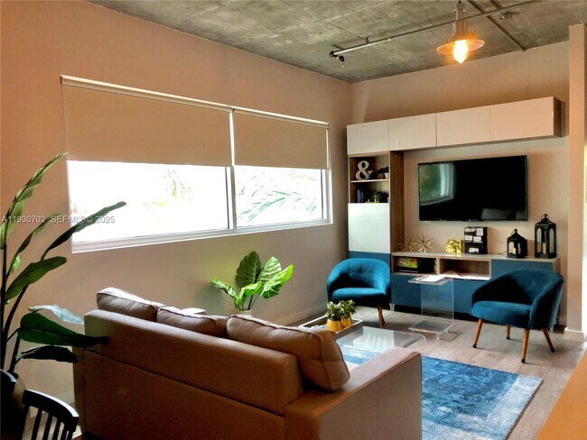 Foto del edificio - 1700 Meridian Ave