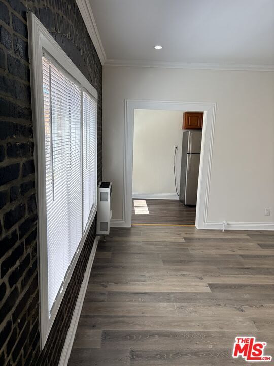 Building Photo - 738 S New Hampshire Ave