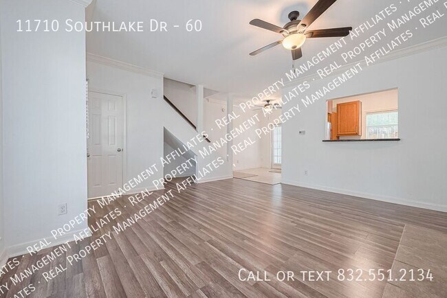 Foto del edificio - 11710 Southlake Dr