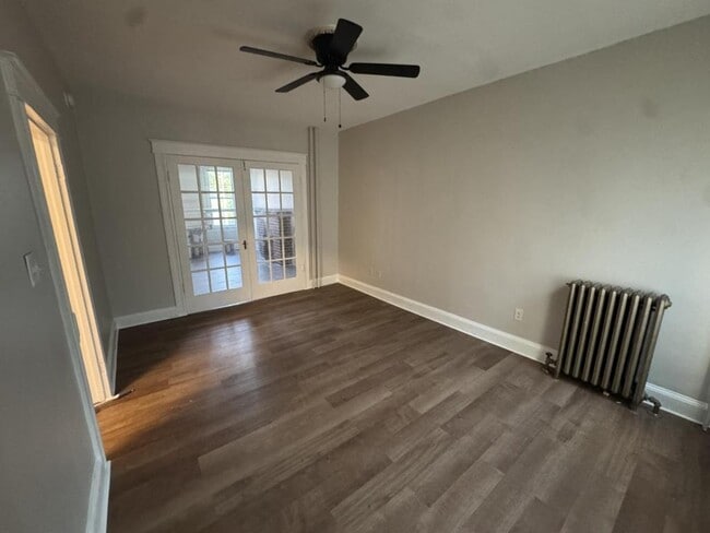 Foto del edificio - 4802 Frederick Ave