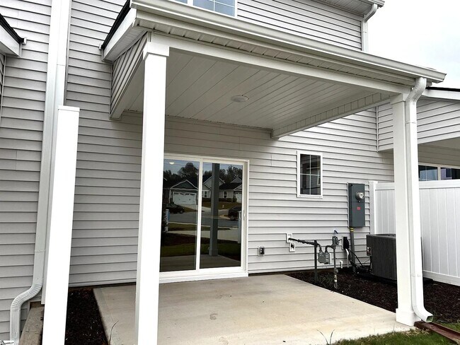 Foto del edificio - 1503 Yellowwood Ct