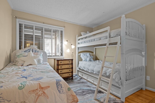 Foto del edificio - 2111 W Fort Macon Rd