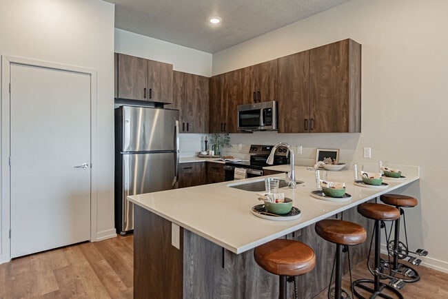 Foto del edificio - Riverwalk Apartments