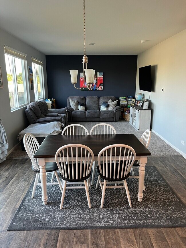 Foto del edificio - 1271 Bayberry Cir