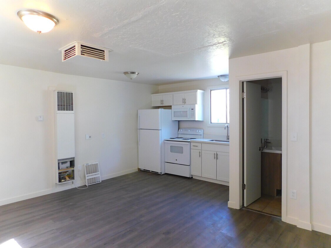 30303034 Porter Ave Unit 3030 2, Ogden, UT 84403 Room for Rent in Ogden, UT