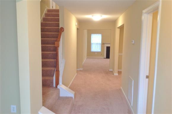 Building Photo - 444 Peterson Dr