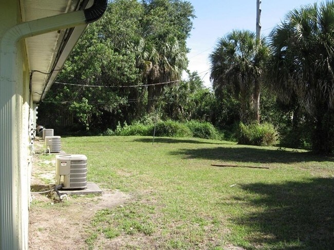 Foto del edificio - 4434 Timber Ridge Ln