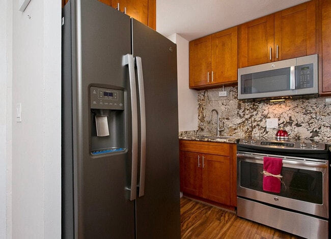 Building Photo - 1848 Kahakai Dr