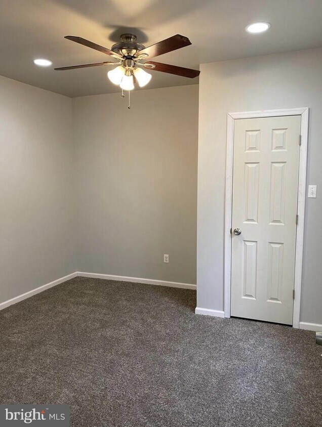 Foto principal - 3105 Frankford Ave