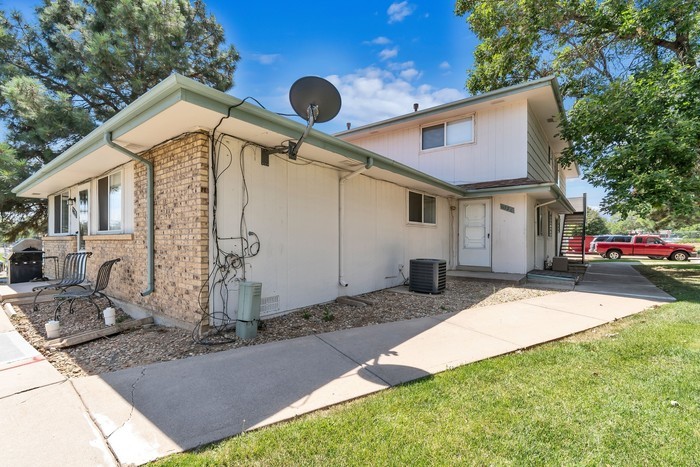 Foto principal - 1172 S Eagle Cir