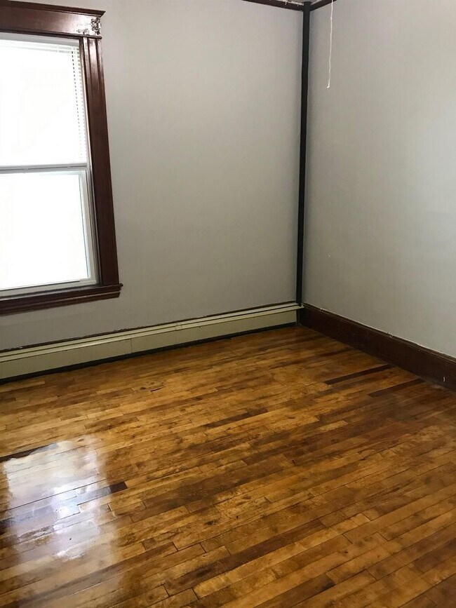 Building Photo - 17 Jefferson Street - 2