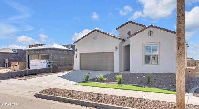 Foto del edificio - 15148 Destination