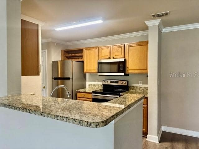 Building Photo - 18448 Bridle Club Dr