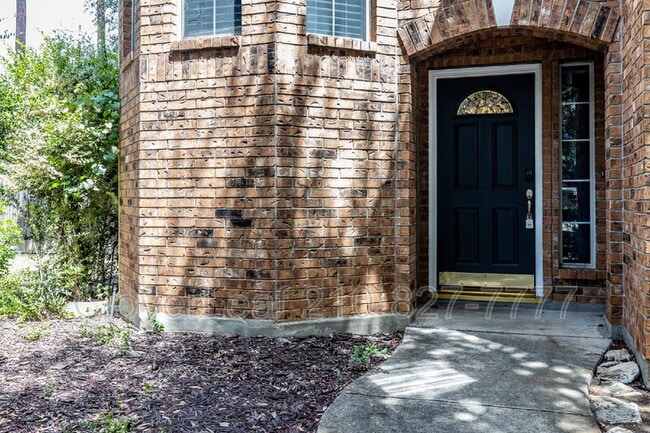 Building Photo - 417 Sunrise Canyon Dr