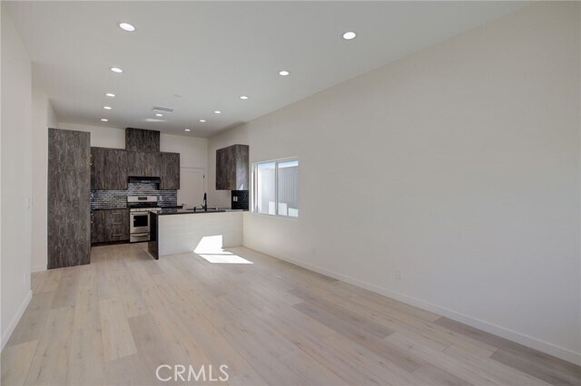 Foto del edificio - 10922 Garden Grove Ave