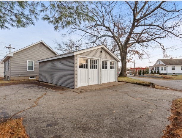 Foto principal - 735 Washington St