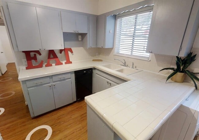 Building Photo - 3011 Whitis Ave