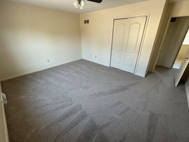 Foto del edificio - Town Home