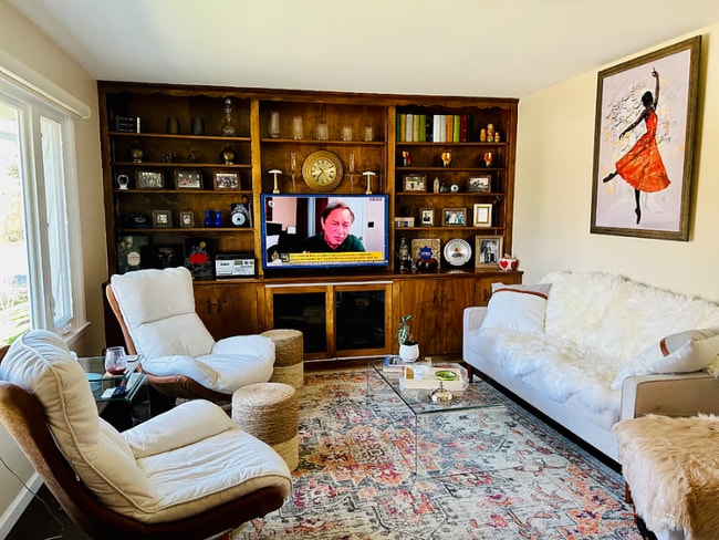 Building Photo - 104 Wabash Ave