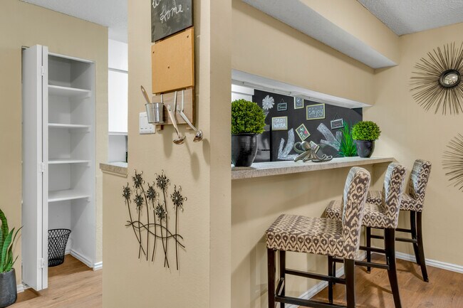 Foto del edificio - Cross Creek