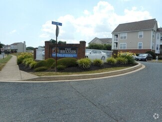 Building Photo - 104 Bayland Dr