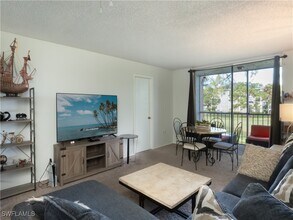 Building Photo - 180 Turtle Lake Ct