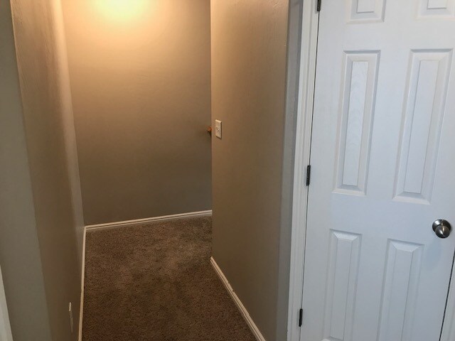 Building Photo - 1551 W 300 S