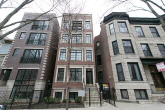 Building Photo - 831 W Buckingham Pl