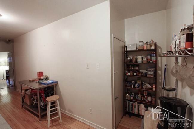 Building Photo - 97 North 1st Street #4LLR
