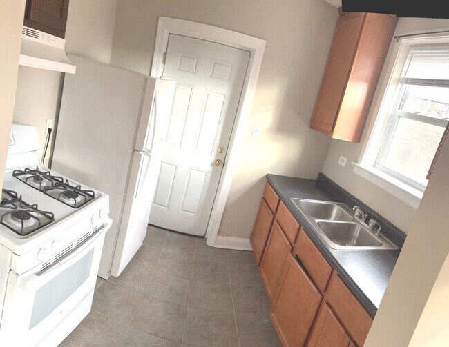 Foto del edificio - 3906 N Central Ave