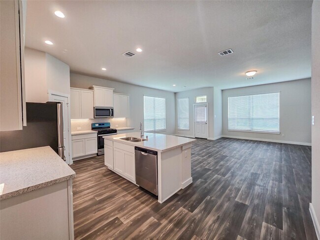 Building Photo - 3068 Sunmoon Ln