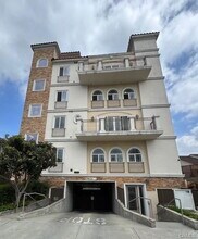 Building Photo - 11501 Hatteras St