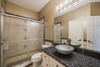 Building Photo - 14 Lake Mist Ct