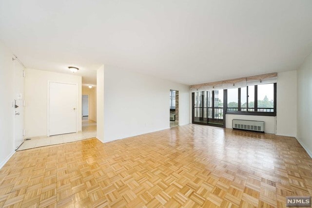 Building Photo - 200 Winston Dr