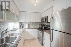 Building Photo - 275 Yorkland Rd