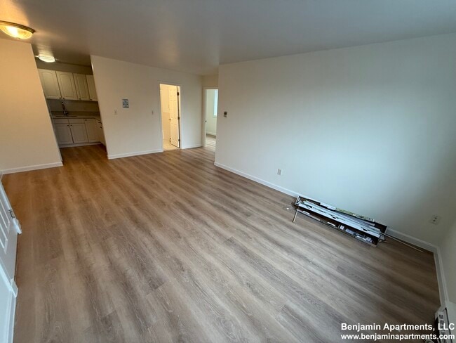 Building Photo - 18 Embassy Rd