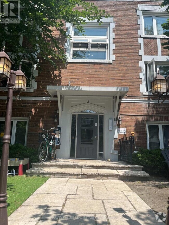 Building Photo - 3-23 Elm Grove Ave