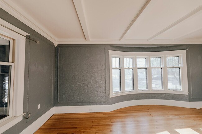 Foto del edificio - 506 Prospect Ave SE