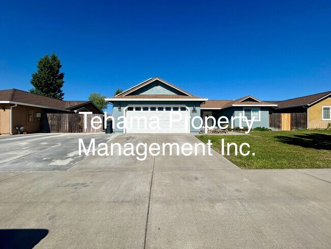 Foto del edificio - Newly remodeled 4 bedroom 2 bathroom