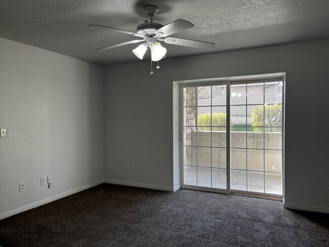 Building Photo - 1612 Westbury Way