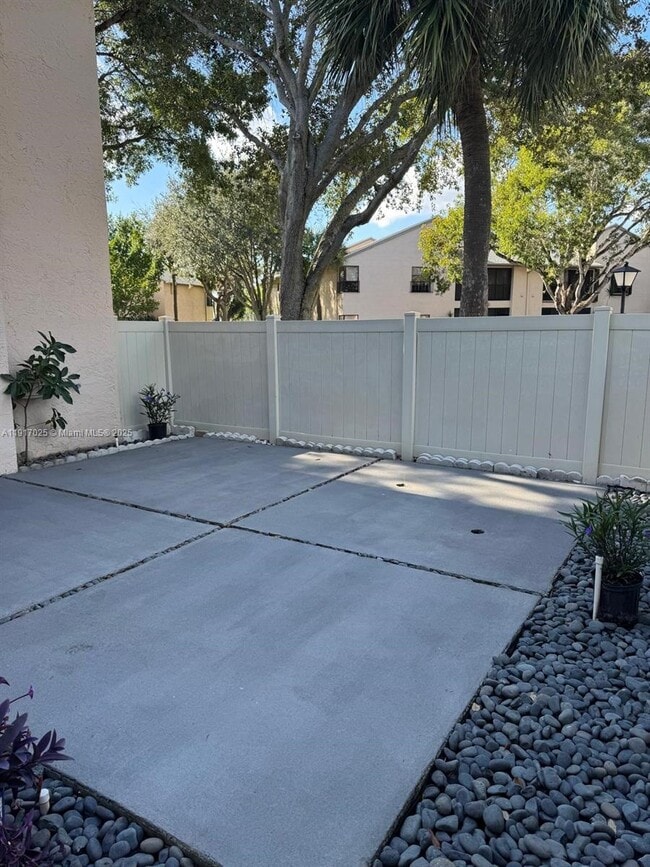 Building Photo - 3451 NW 47th Ave