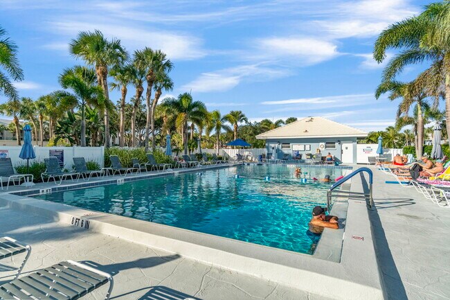 Building Photo - 433 Cerromar Ln