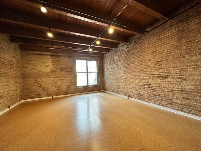 Building Photo - 540 N Lake Shore Dr