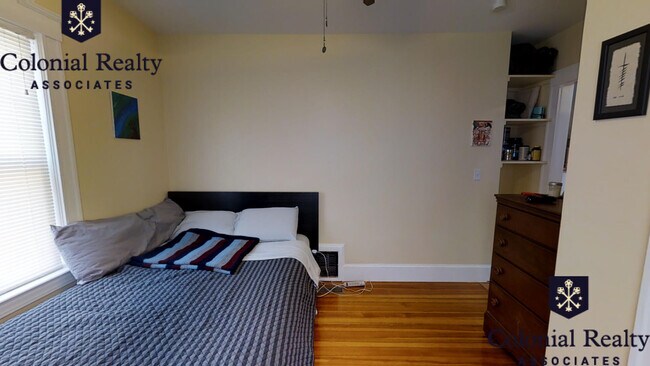 Foto del edificio - 328 Beacon St