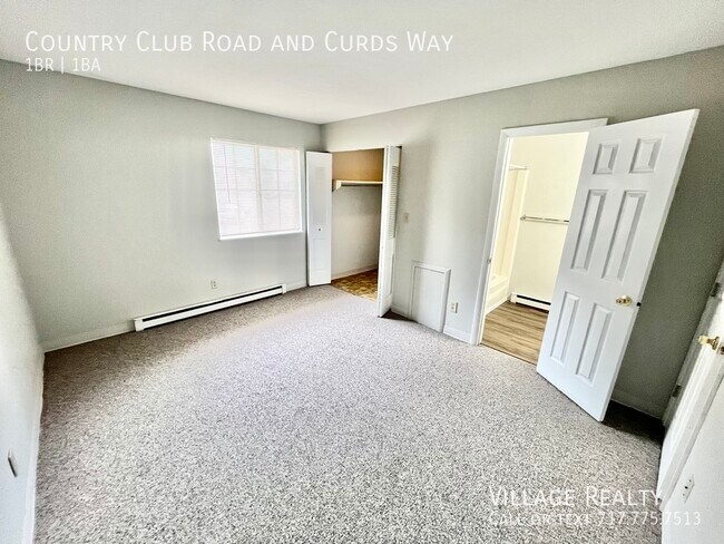 Building Photo - ONE MONTH FREE! Top floor! Newly-remodeled...
