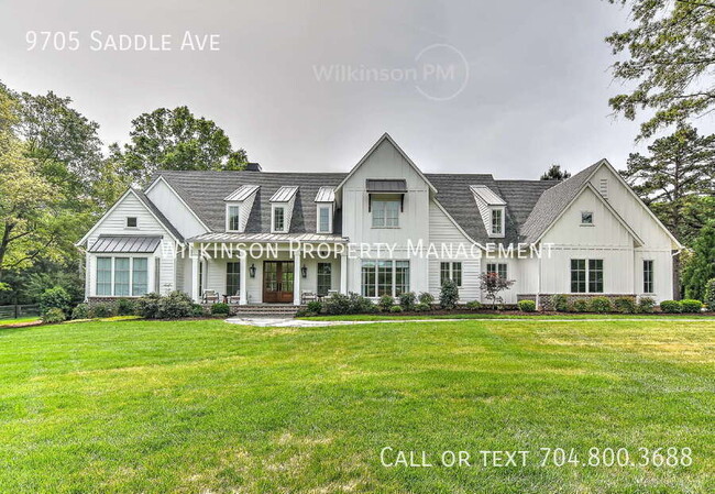 Building Photo - 9705 Saddle Ave